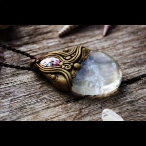 OOAK quartz pendant handmade artisan